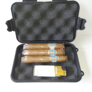 Case Hitam + Korek + 3 pcs Cerutu Mundi Victor Boheme